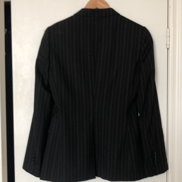 🐆 Dolce & Gabbana black pinstripe blazer with leopard-print lining - Picture 2 of 6